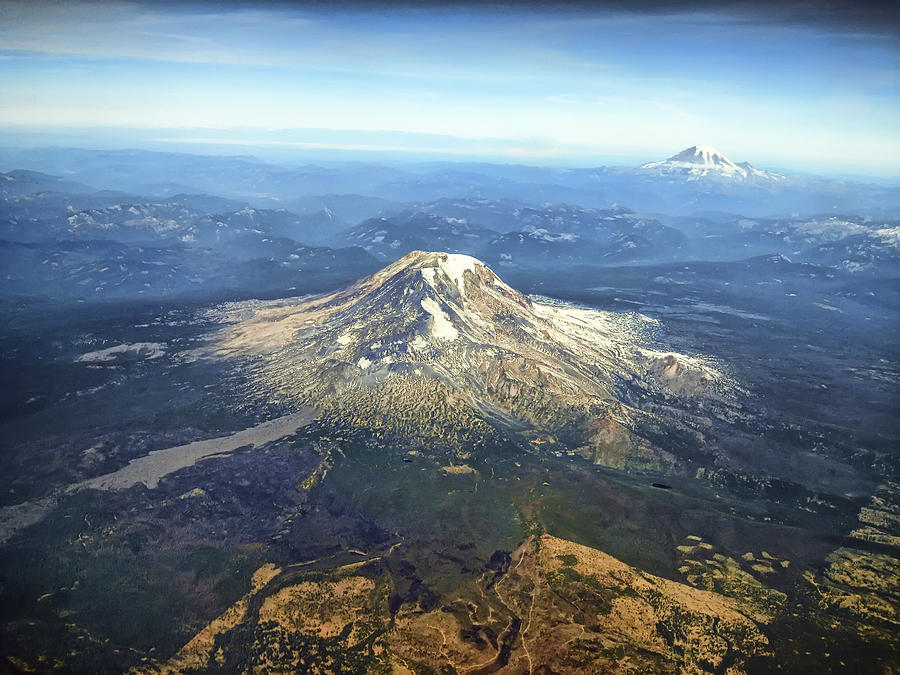 mt-adams-in-washington-state-daniel-hagerman